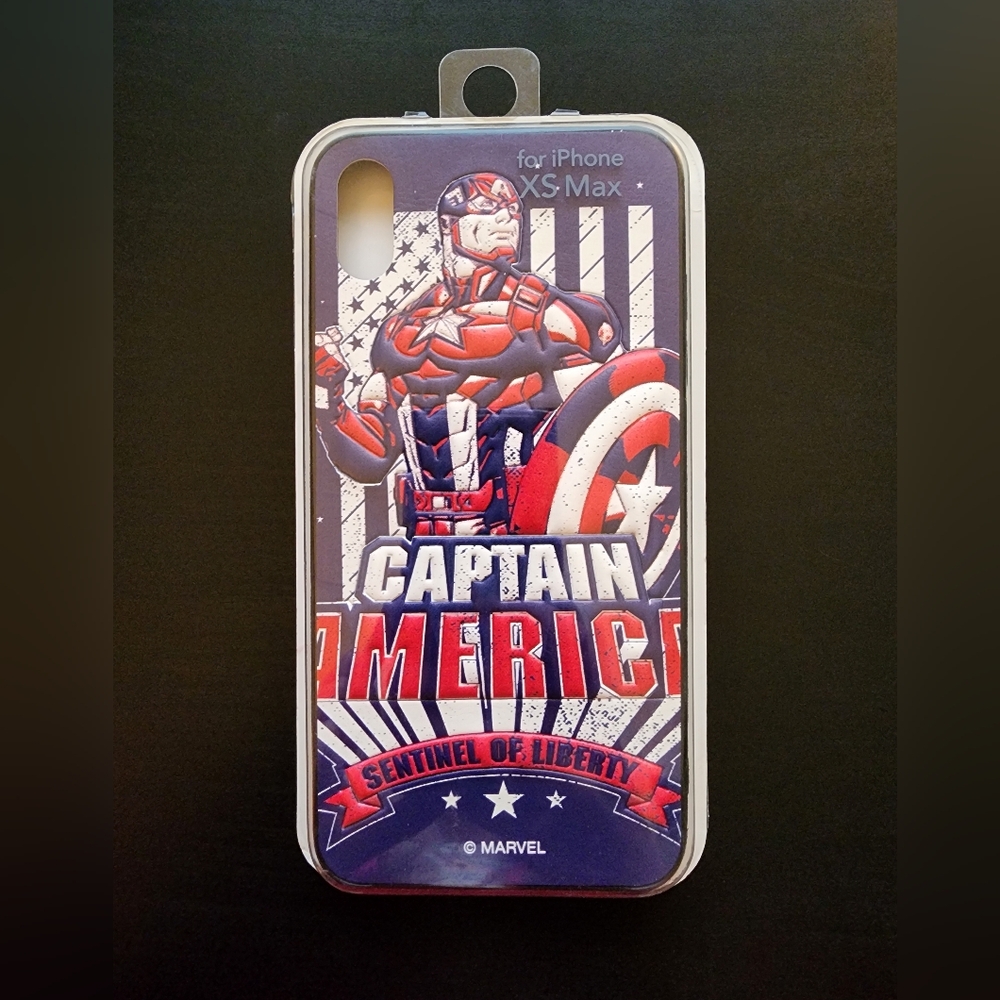 Marvel Captain America iPhone XS Max Case. New in box.